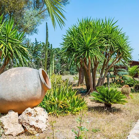 Private Oasis Des Trenc